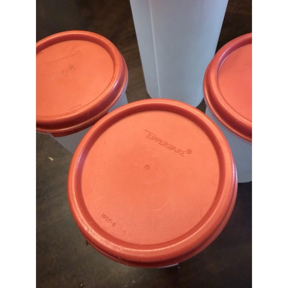 Vintage Tupperware Red Modular Plates With Lids